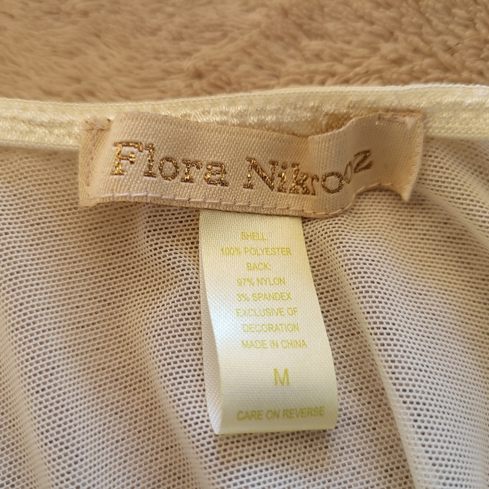 Elegant Cream Lace-Trim Negligee - Picture 3 of 4